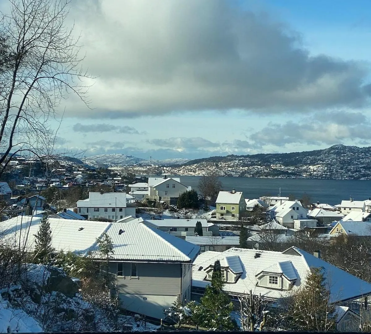Familyhome For 8 People - 4 Bedrooms - 10Min From Bergen City Center 0*,  Norwegen